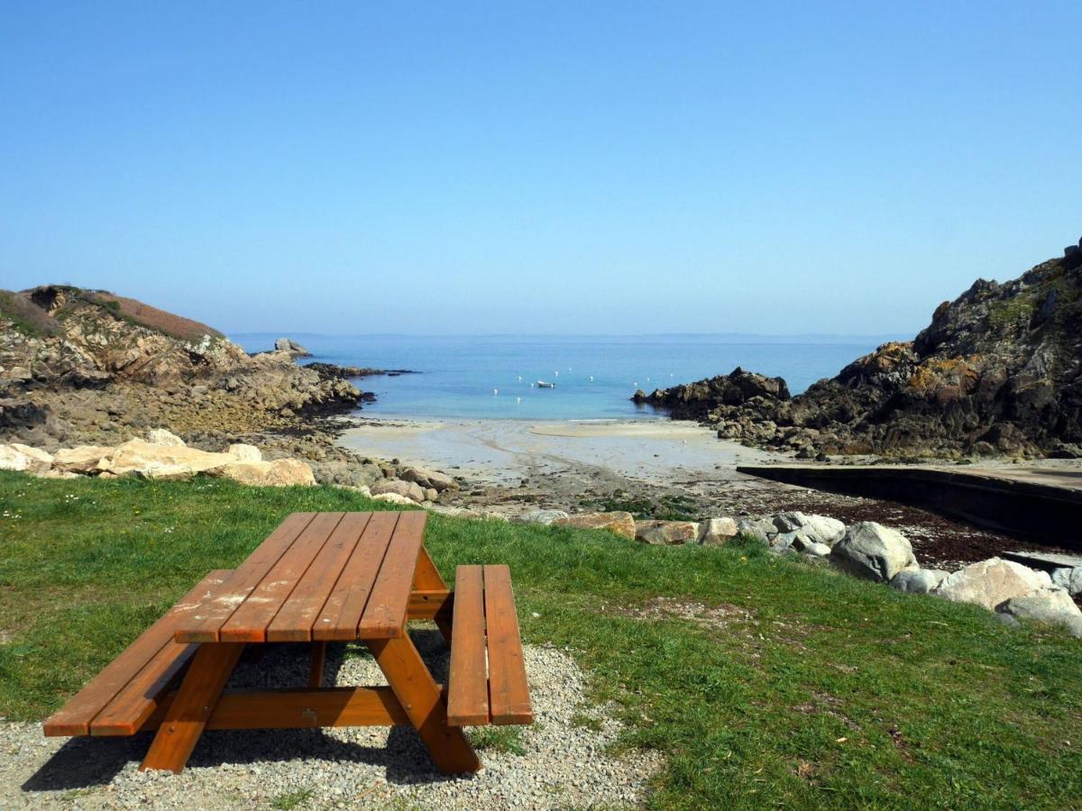 Cottage, Beuzec Cap Sizun Екстер'єр фото